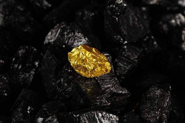 中国:不给稀土磁铁就加200%关税瓦力游戏特朗普彻底坐不住了公开威胁(图2) 中国:不给稀土磁铁就加200%关税瓦力游戏特朗普彻底坐不住了公开威胁(图2)